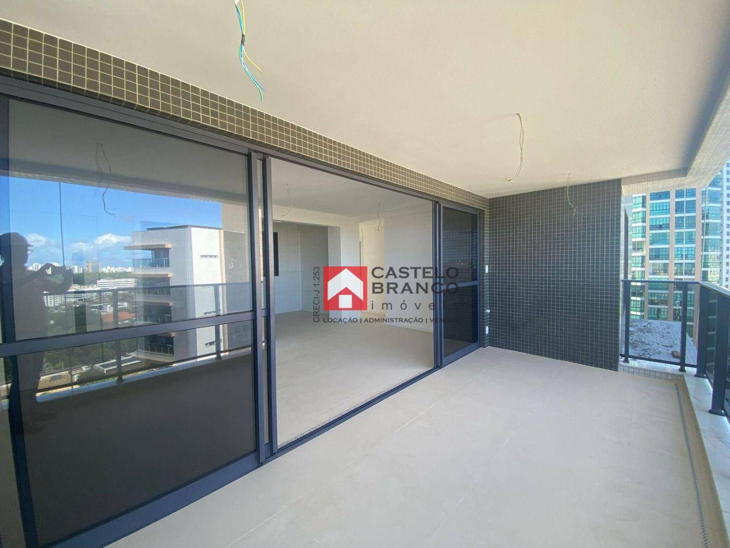 Apartamento à venda com 3 quartos, 107m² - Foto 3