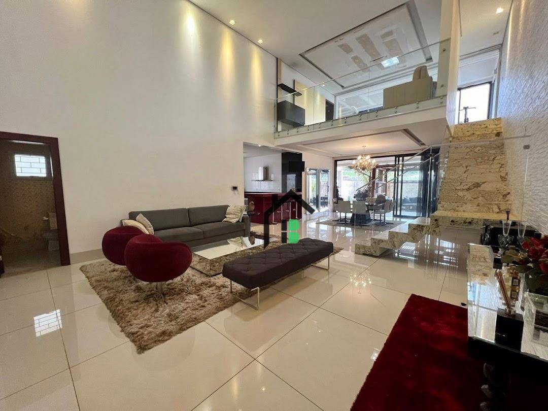 Casa, 4 quartos, 364 m² - Foto 1