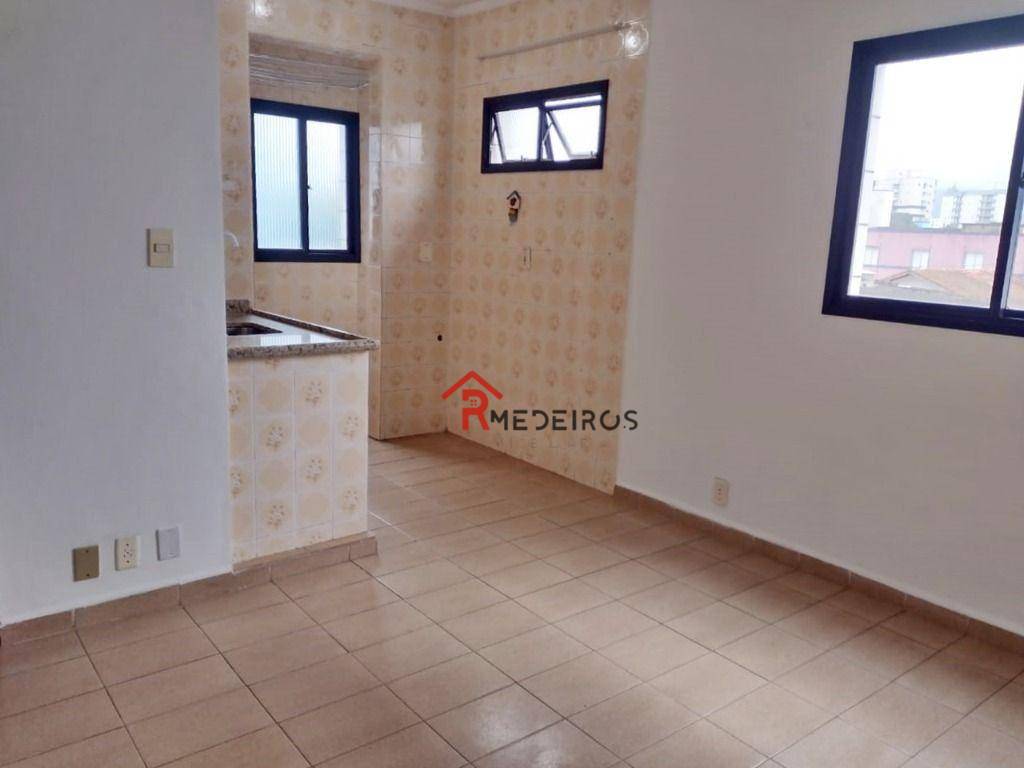 Apartamento à venda com 1 quarto, 34m² - Foto 2