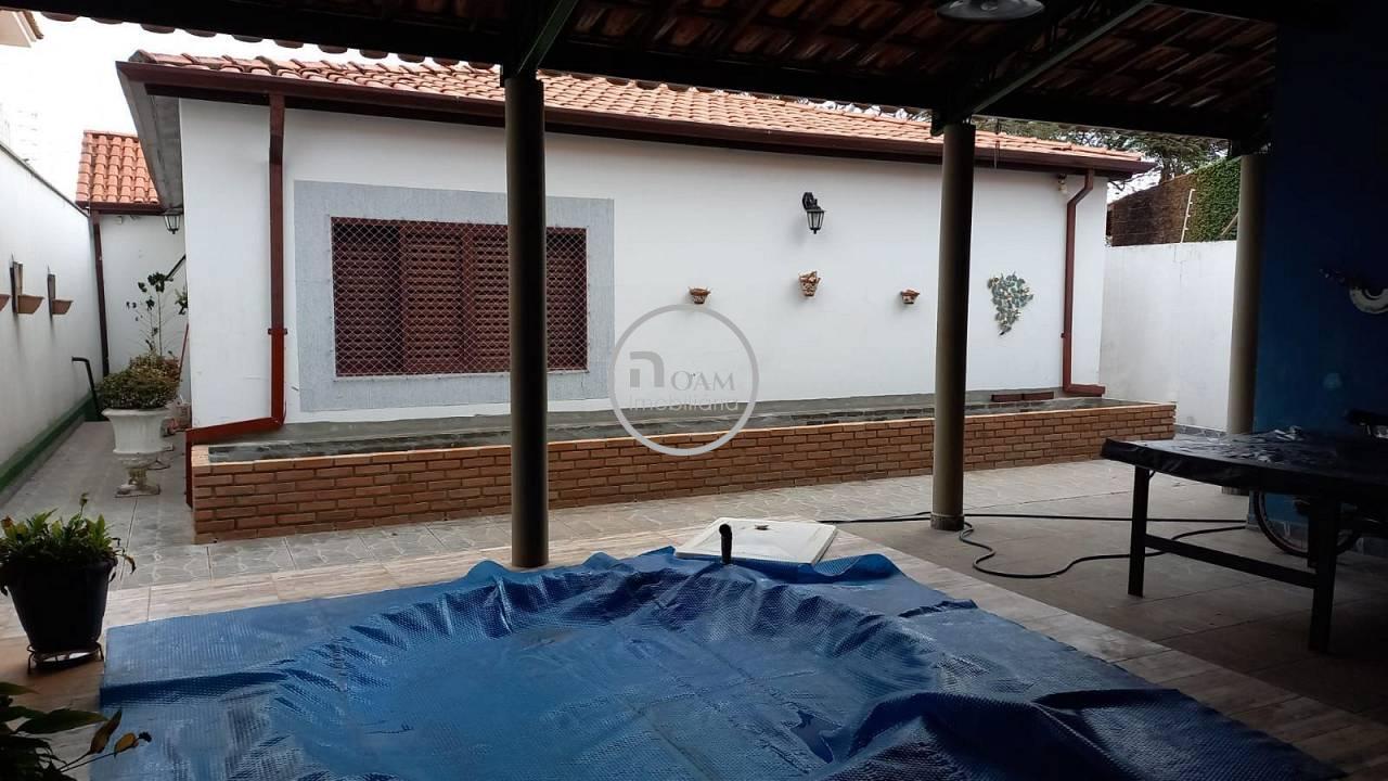 Casa à venda com 3 quartos, 245m² - Foto 14