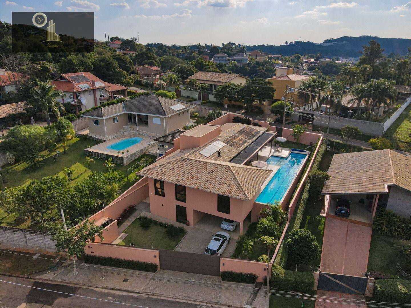 Casa à venda com 4 quartos, 490m² - Foto 3