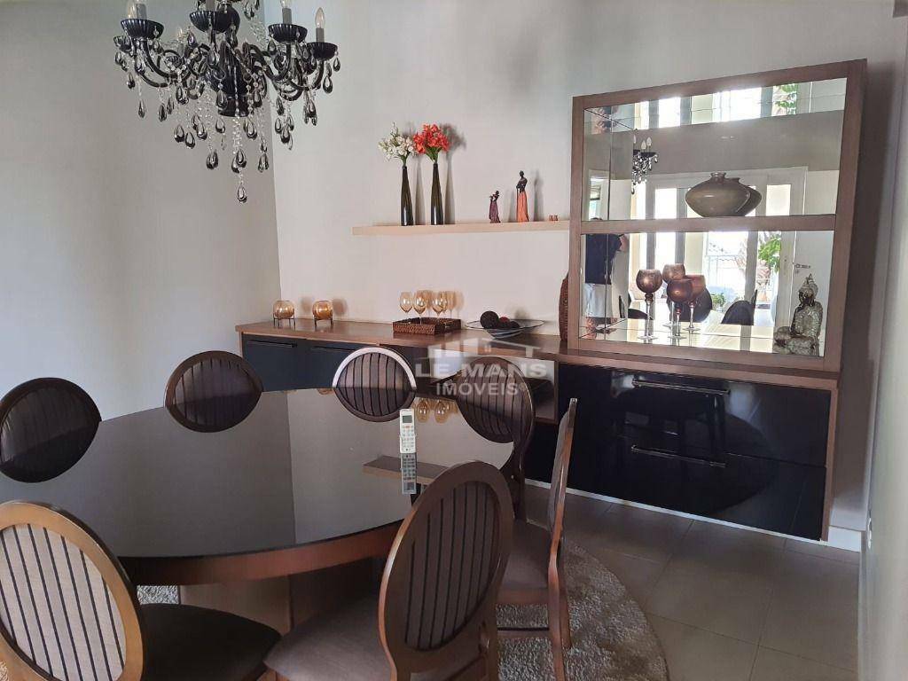 Casa à venda com 4 quartos, 431m² - Foto 28