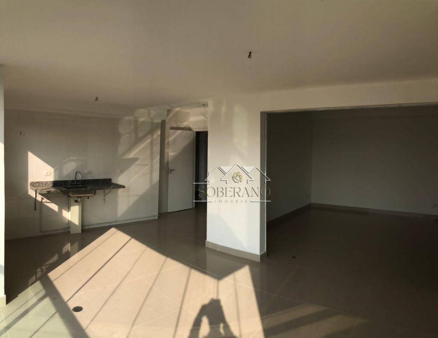 Apartamento à venda com 3 quartos, 130m² - Foto 1
