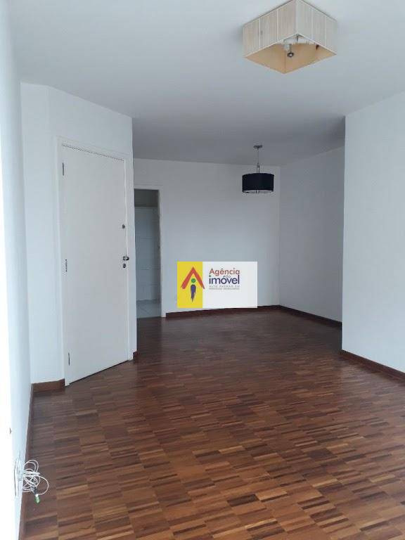 Apartamento à venda com 3 quartos, 86m² - Foto 2