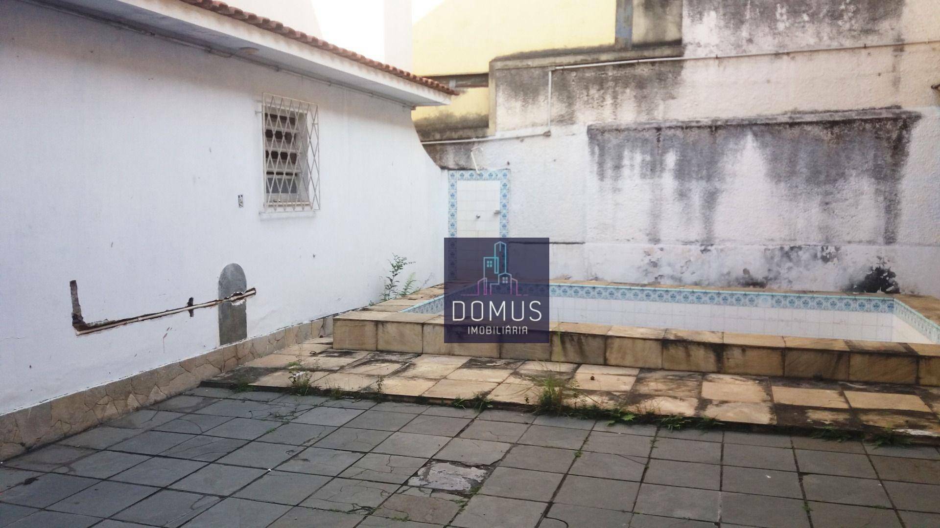 Casa à venda e aluguel com 3 quartos, 245m² - Foto 20