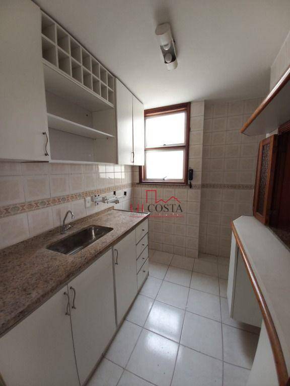 Apartamento à venda com 3 quartos, 100m² - Foto 12