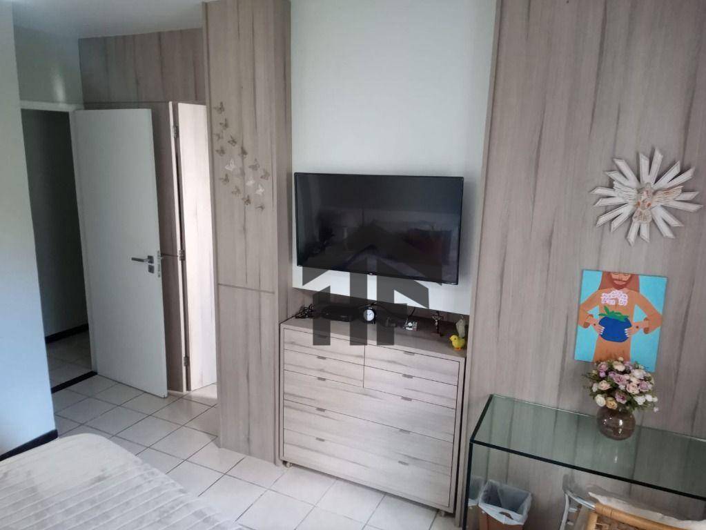 Apartamento à venda com 3 quartos, 114m² - Foto 9