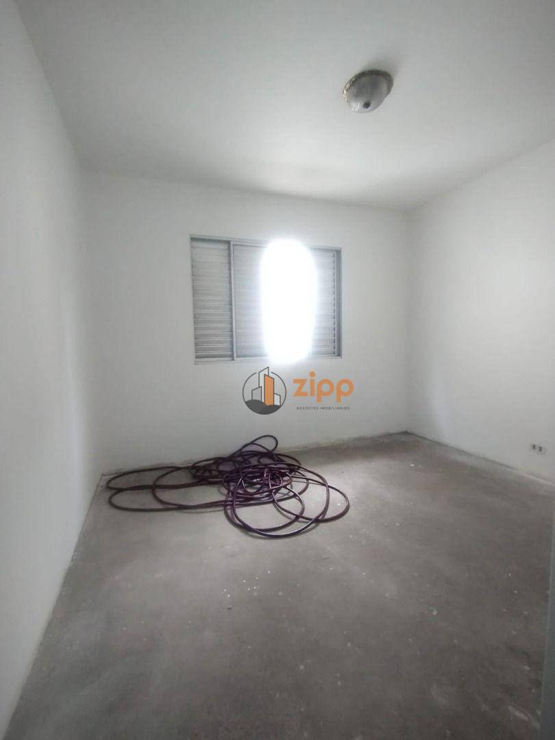 Sobrado à venda com 3 quartos, 138m² - Foto 2