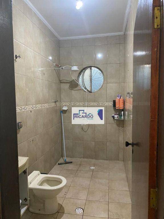 Casa à venda com 3 quartos, 300m² - Foto 15