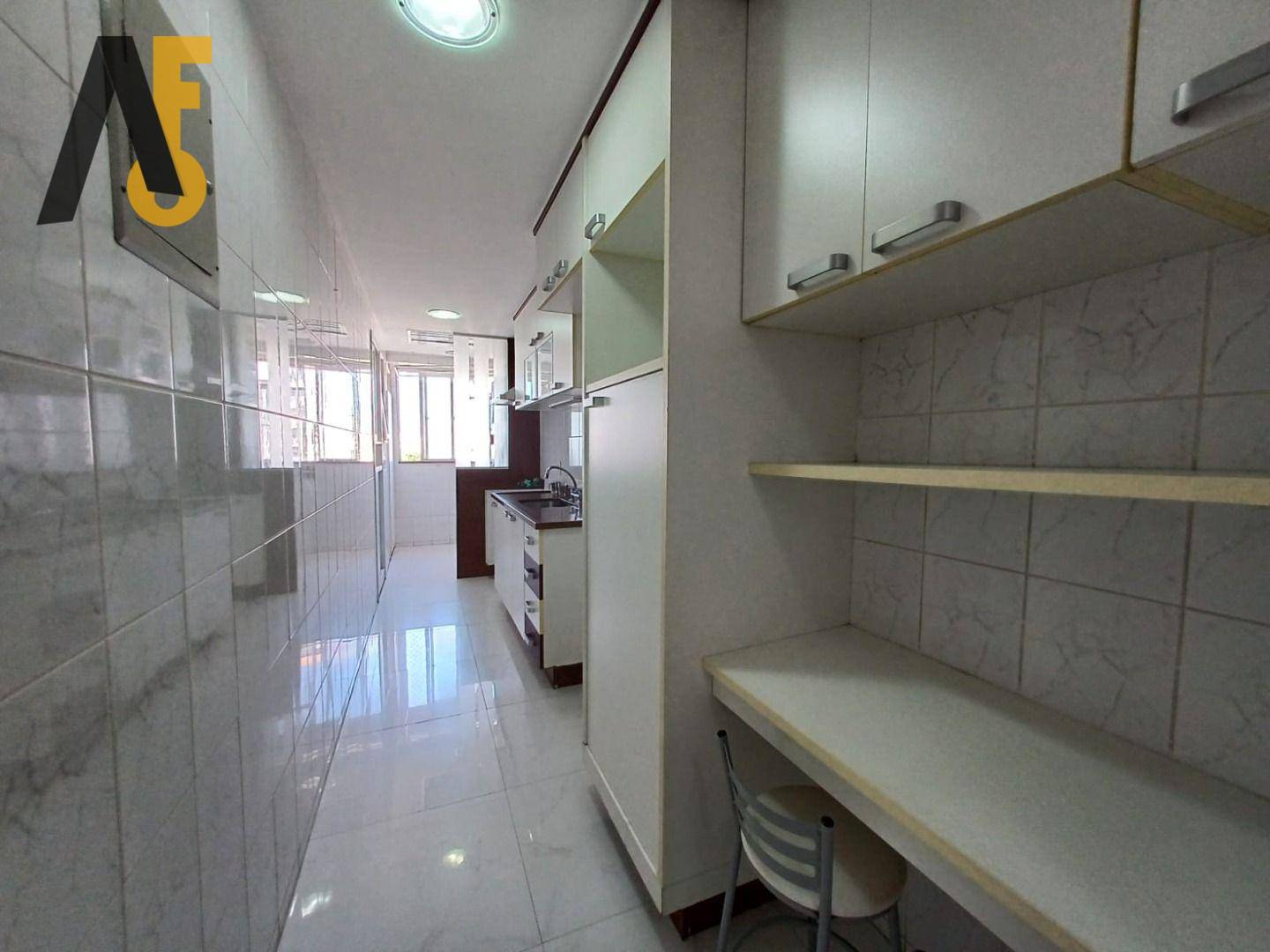 Apartamento à venda com 3 quartos, 73m² - Foto 7