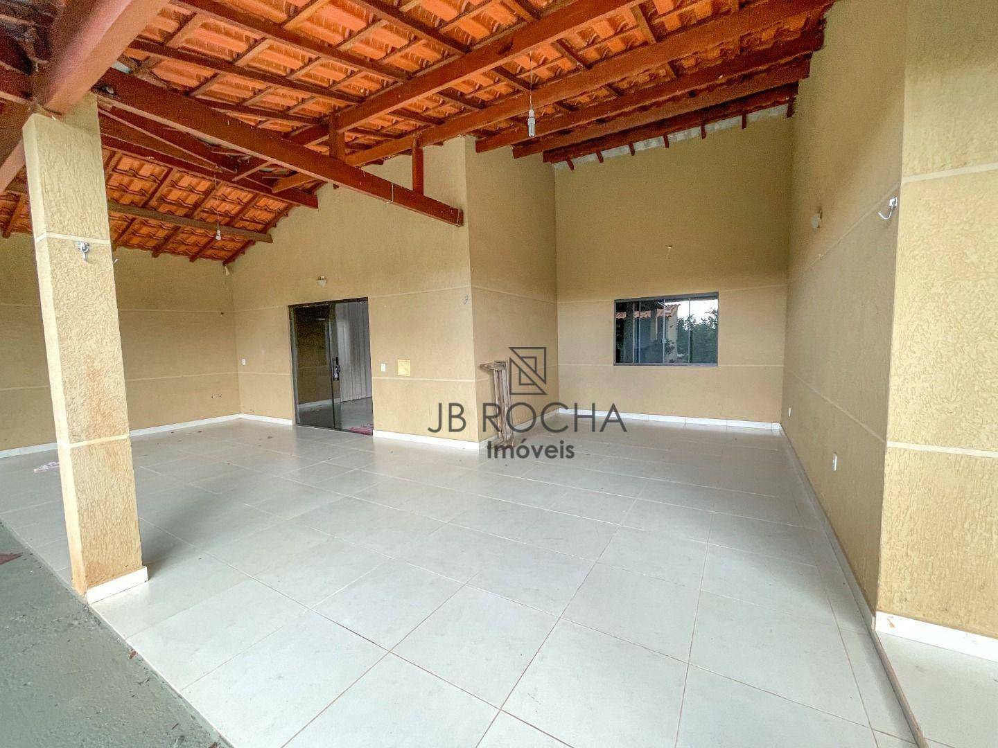 Casa de Condomínio à venda e aluguel com 3 quartos, 234m² - Foto 2