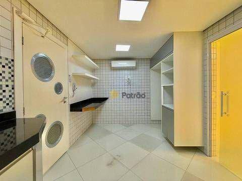 Apartamento à venda com 3 quartos, 184m² - Foto 21