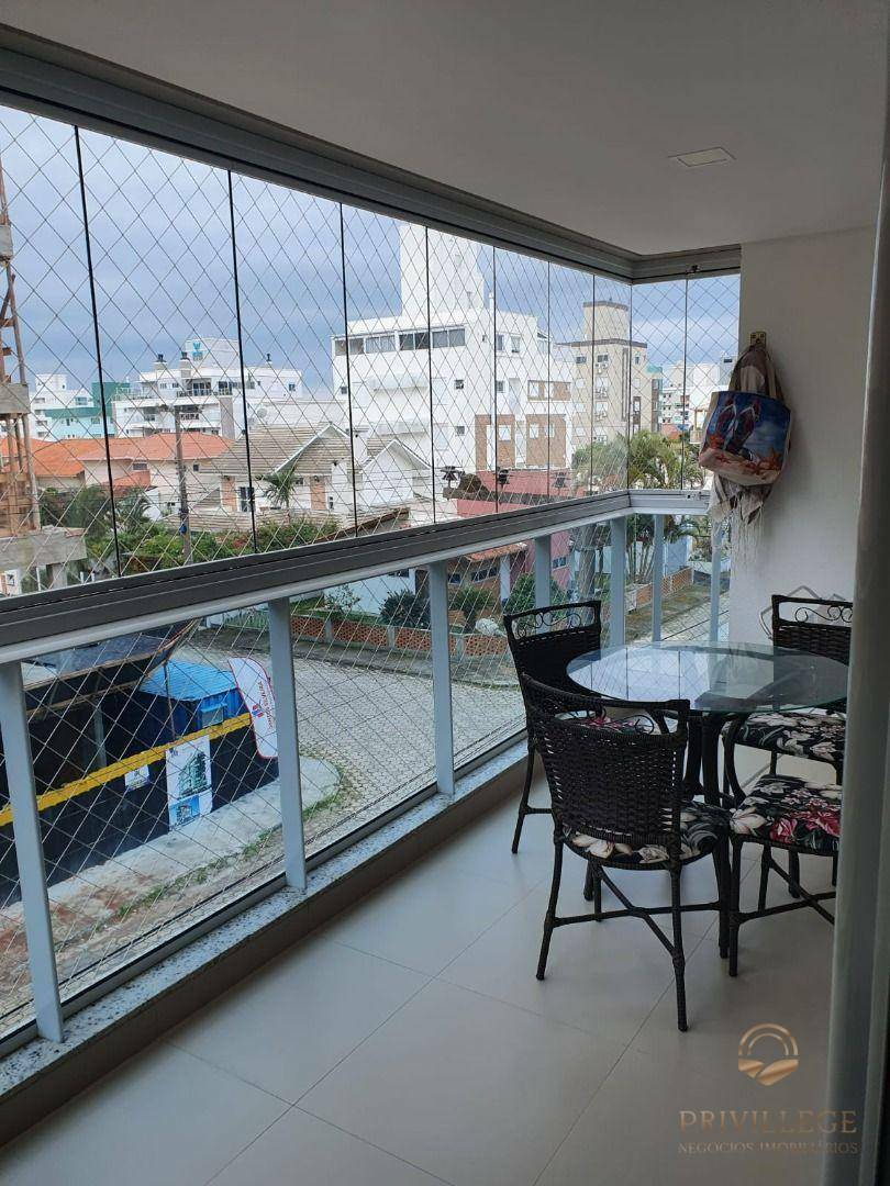 Apartamento à venda com 3 quartos, 76m² - Foto 1