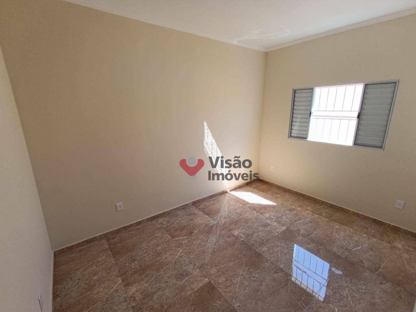 Casa à venda com 2 quartos, 80m² - Foto 11