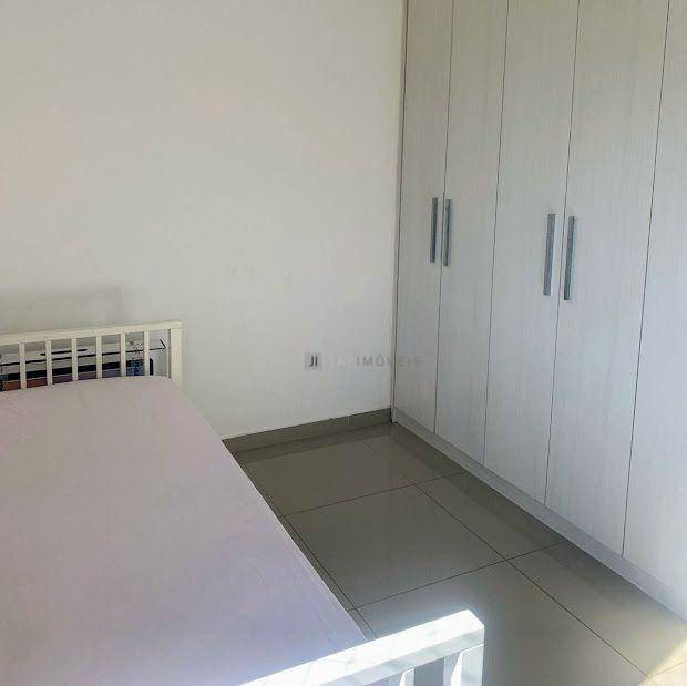 Apartamento à venda com 2 quartos, 79m² - Foto 12