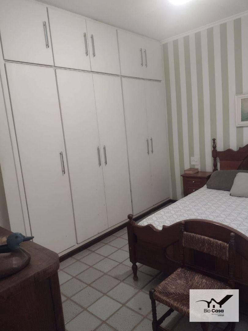 Apartamento à venda com 3 quartos, 200m² - Foto 13