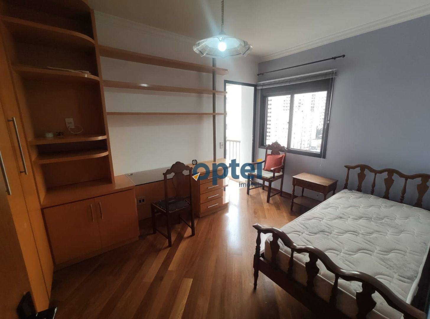 Apartamento à venda com 4 quartos, 210m² - Foto 26