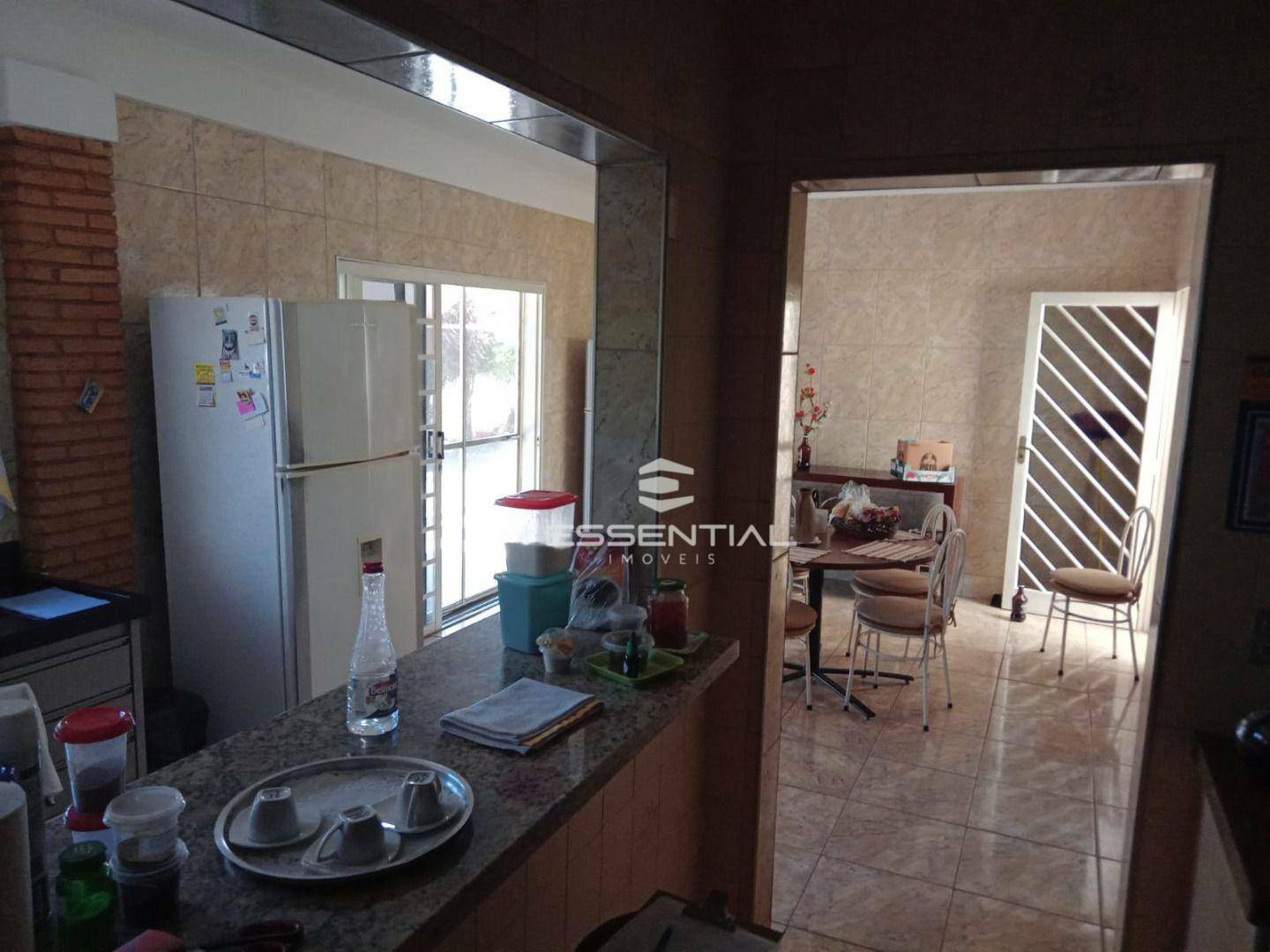 Chácara à venda e aluguel com 3 quartos, 300m² - Foto 38