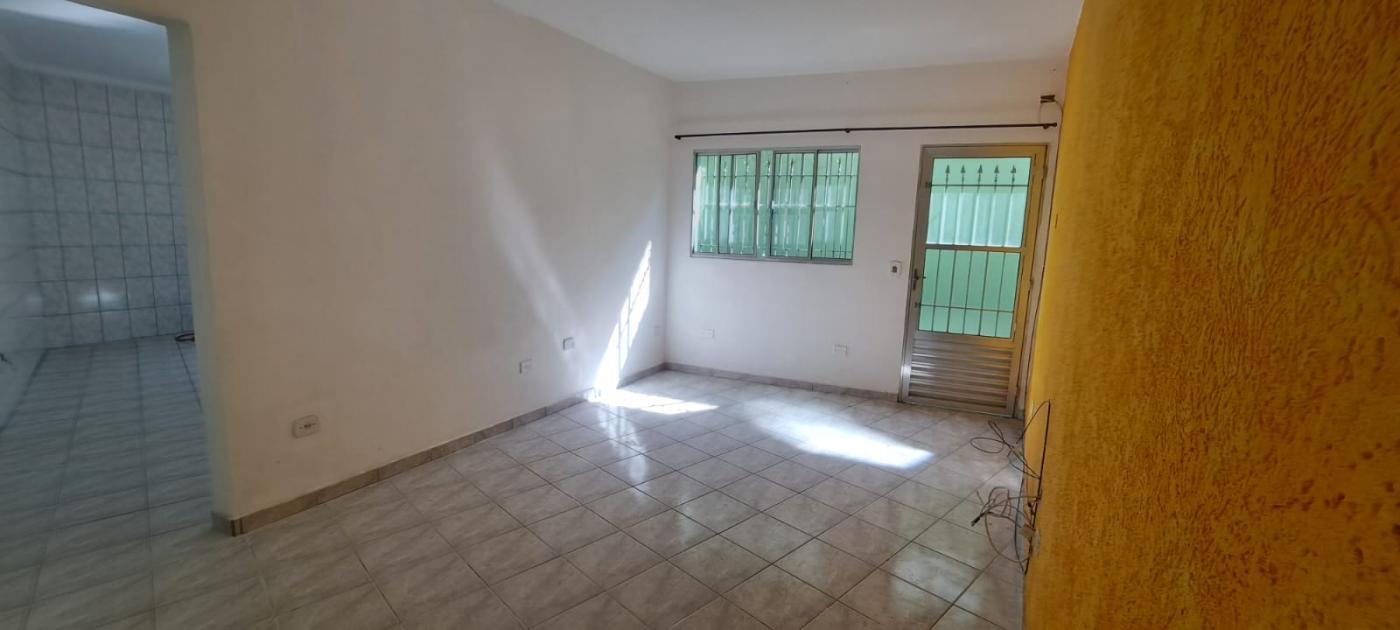 Casa à venda com 4 quartos, 240m² - Foto 4