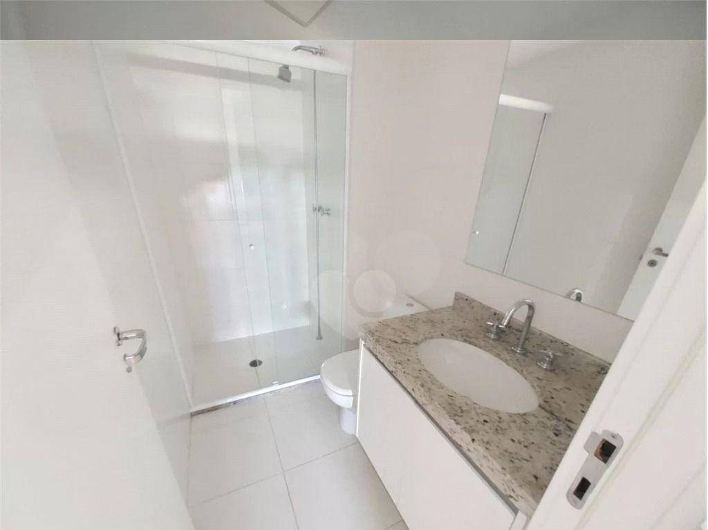 Apartamento para alugar com 2 quartos, 62m² - Foto 17