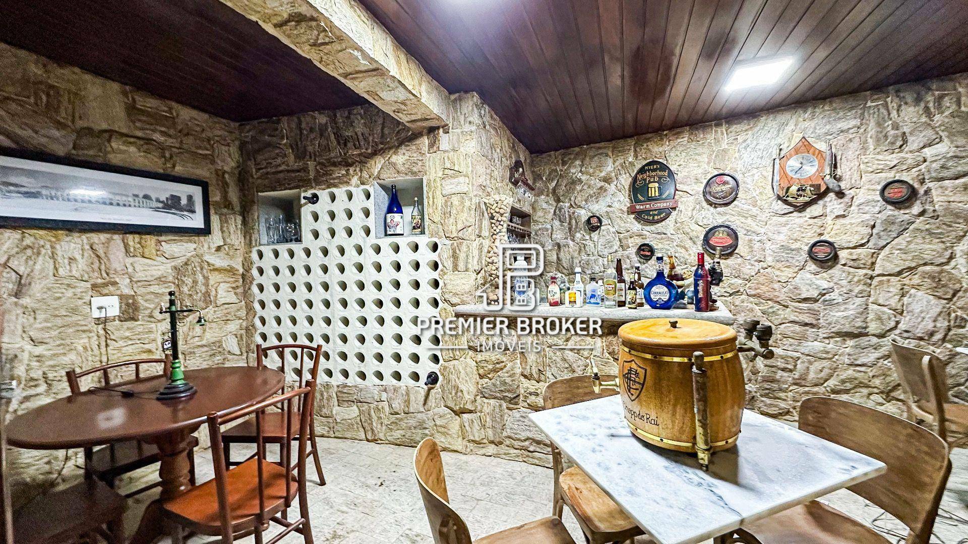 Casa de Condomínio à venda com 6 quartos, 600m² - Foto 12