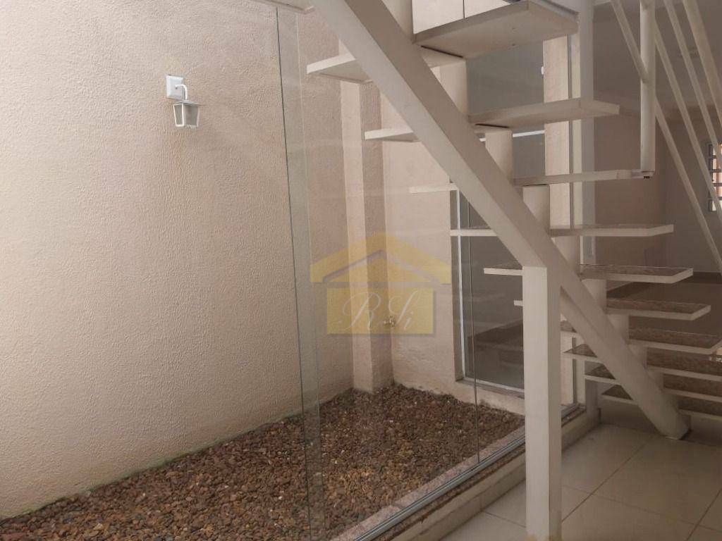 Sobrado à venda com 3 quartos, 140m² - Foto 7