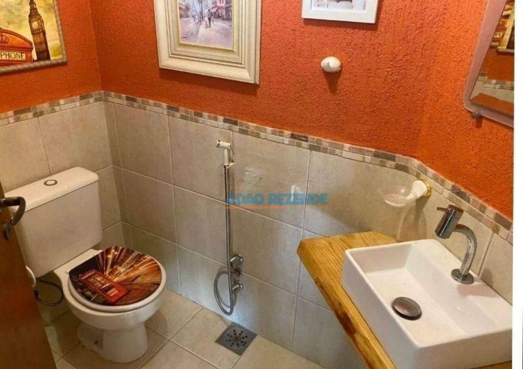 Casa de Condomínio à venda com 5 quartos, 344m² - Foto 11