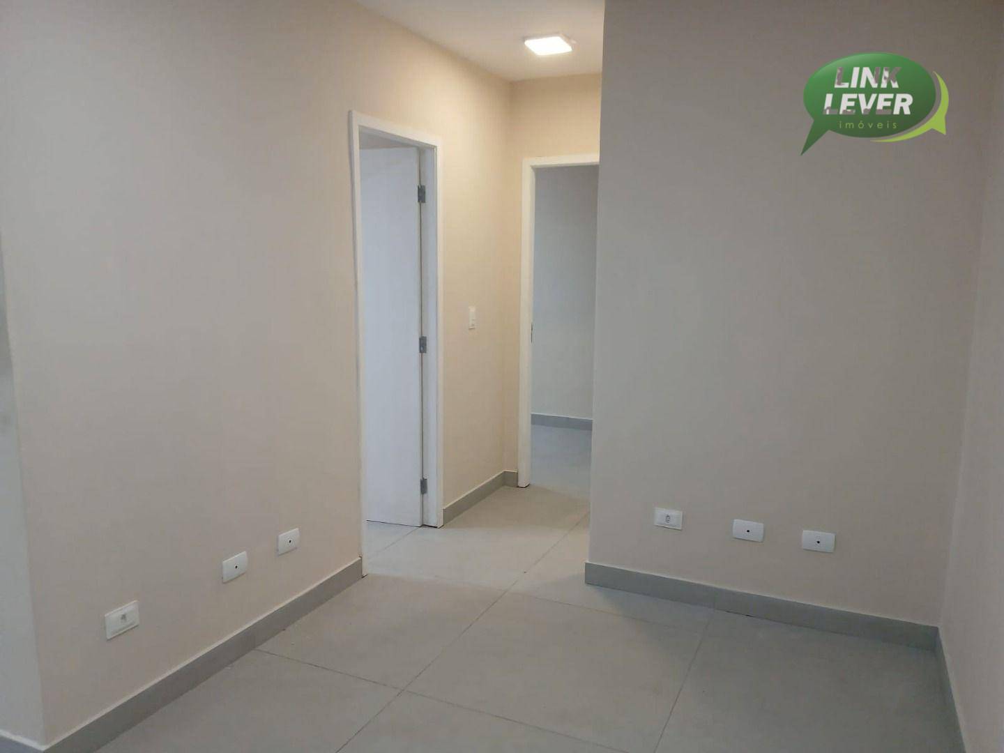 Apartamento à venda com 2 quartos, 44m² - Foto 2