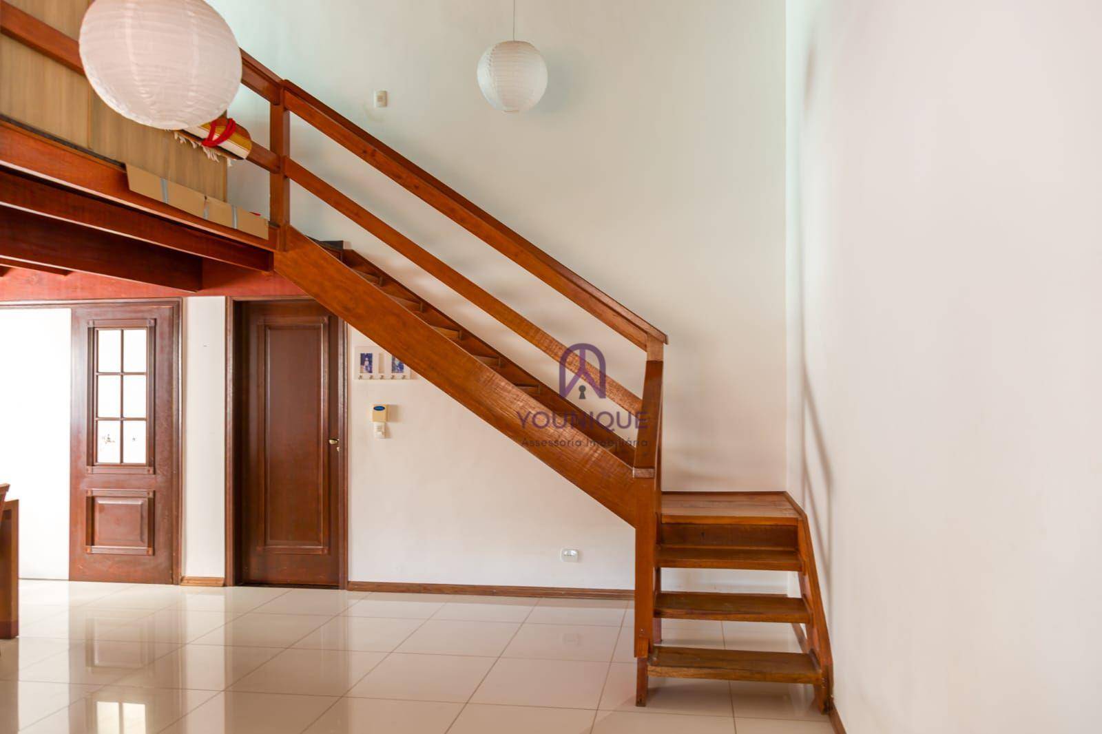 Casa à venda com 3 quartos, 219m² - Foto 18