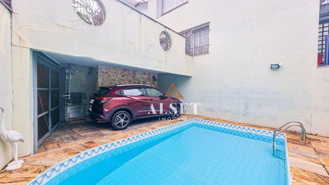 Sobrado à venda com 3 quartos, 220m² - Foto 4