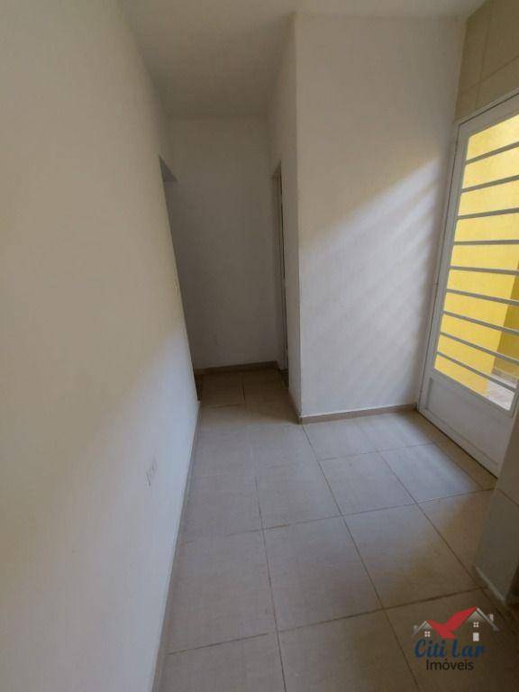 Sobrado para alugar com 2 quartos, 63m² - Foto 8