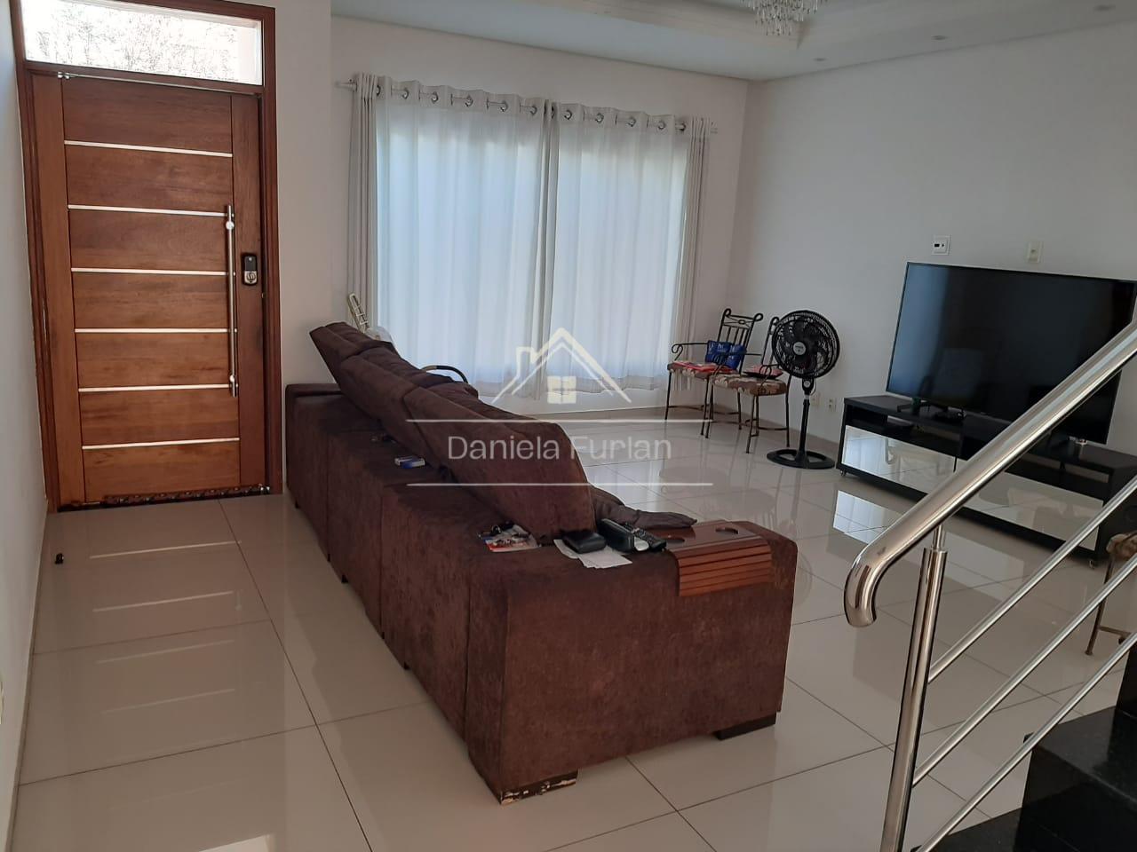 Casa de Condomínio à venda com 4 quartos, 265m² - Foto 4