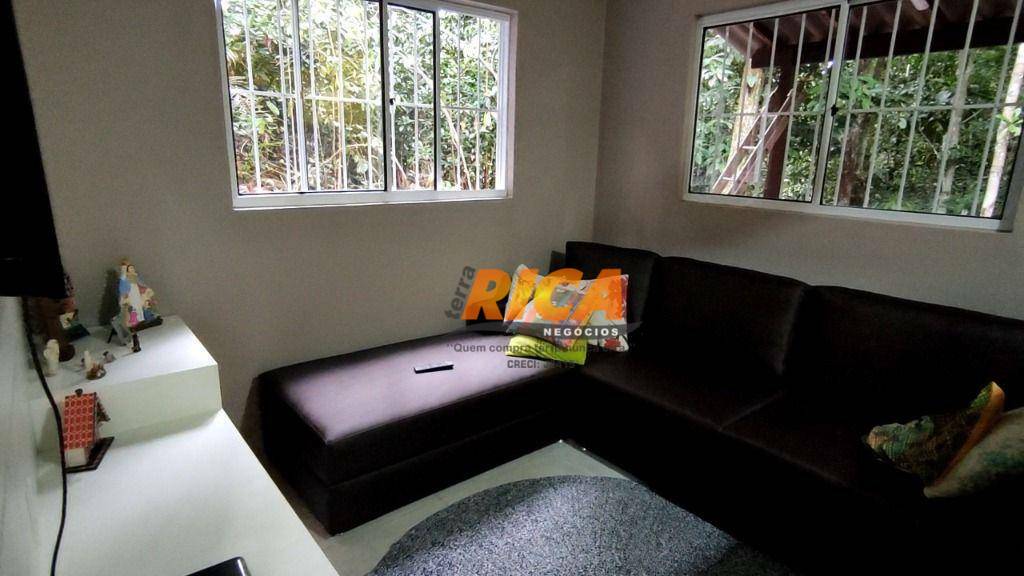 Chácara à venda com 2 quartos, 300m² - Foto 12