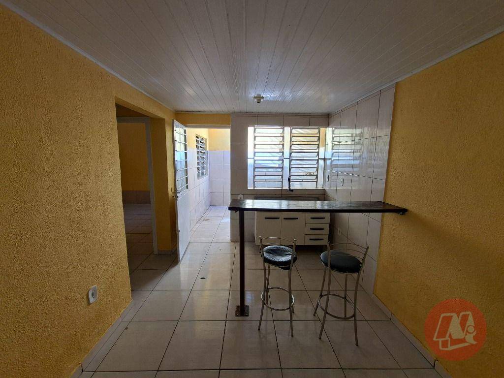 Casa, 2 quartos, 76 m² - Foto 1