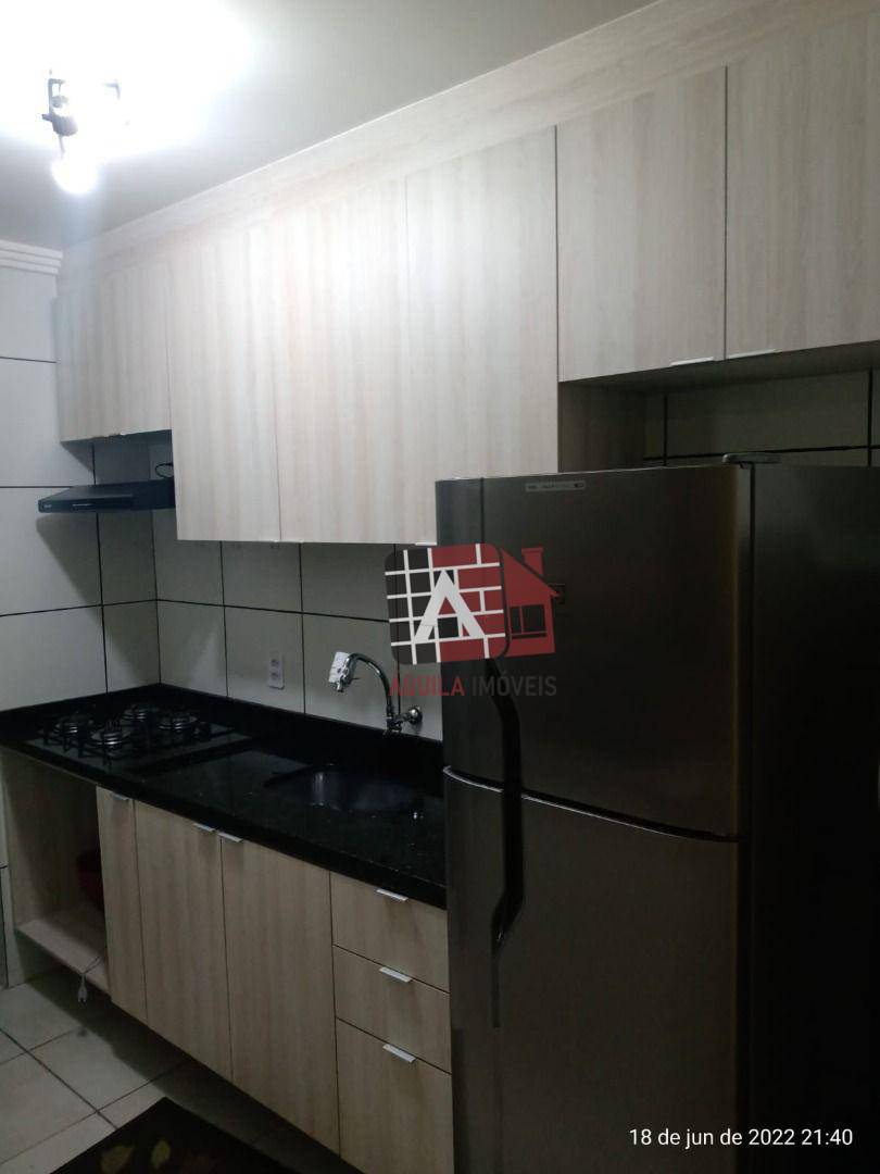 Apartamento à venda com 2 quartos, 48m² - Foto 2