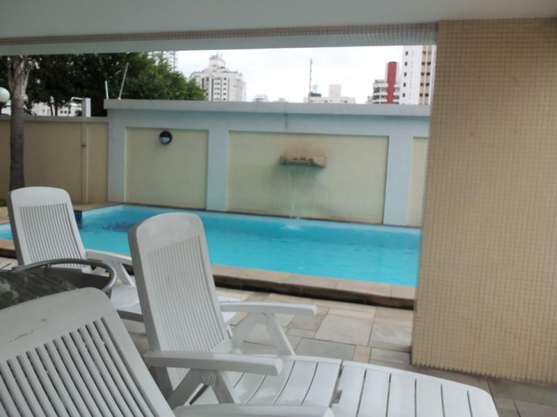 Apartamento para alugar com 3 quartos, 95m² - Foto 13