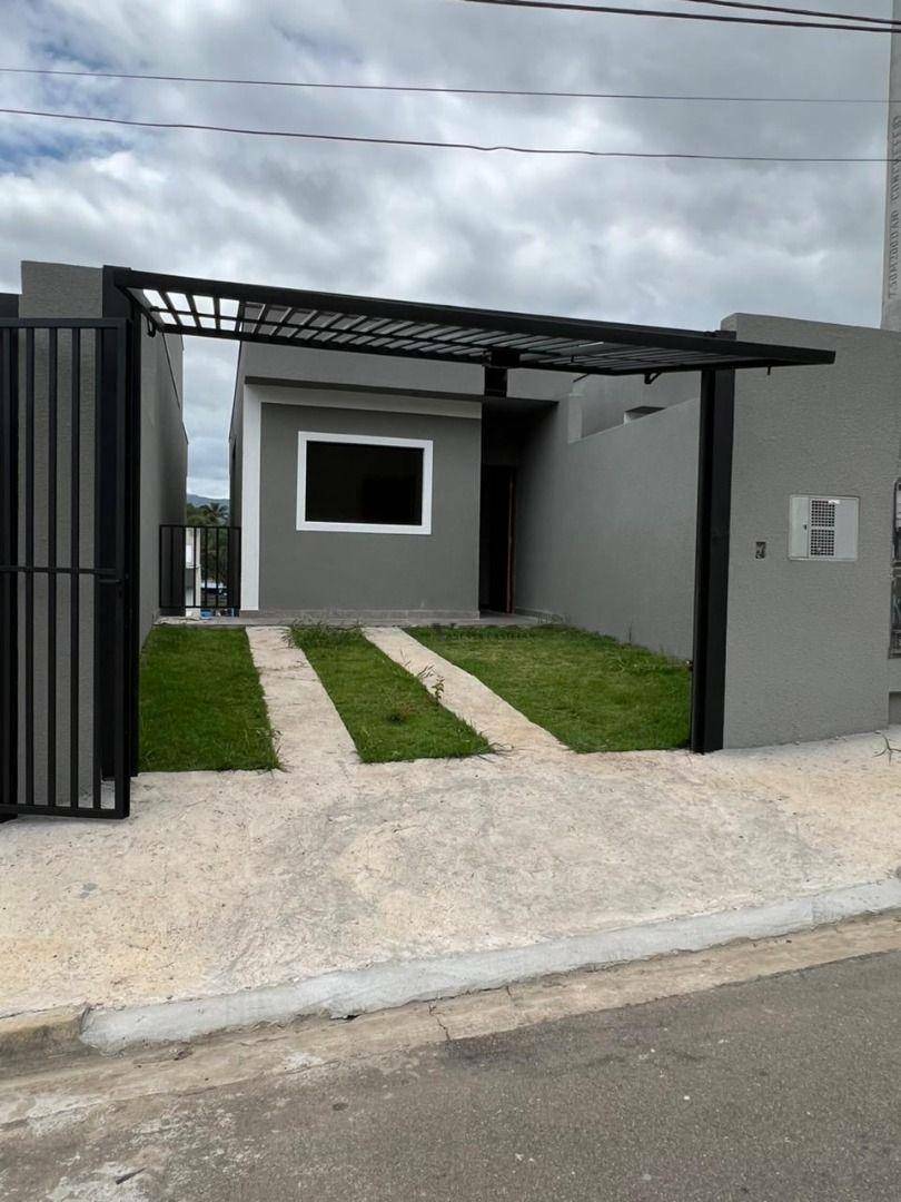 Casa à venda com 2 quartos, 125m² - Foto 2