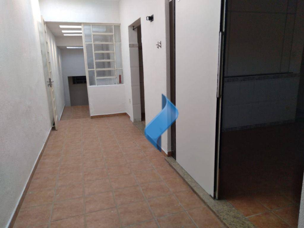 Casa para alugar com 3 quartos, 140m² - Foto 5