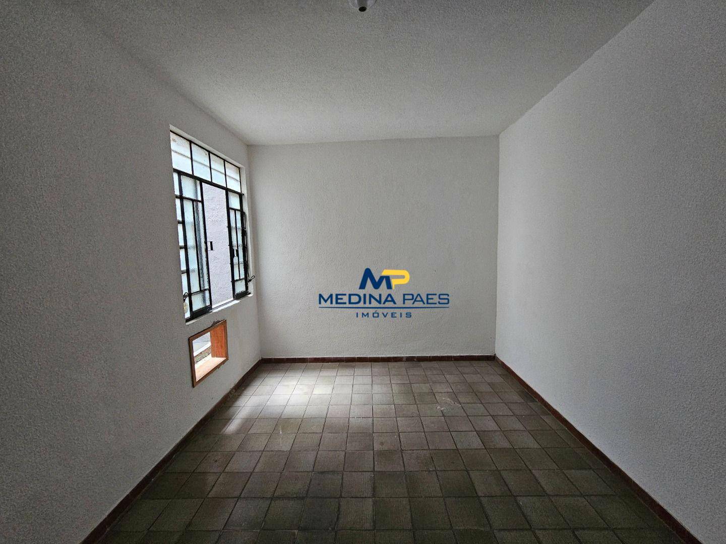 Casa à venda com 1 quarto, 45m² - Foto 7