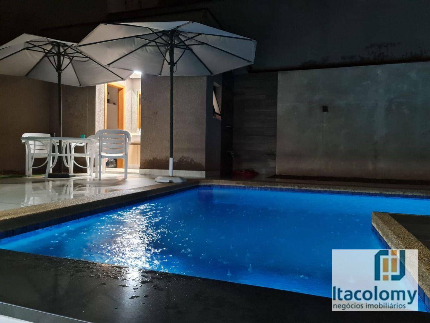 Casa de Condomínio à venda com 4 quartos, 440m² - Foto 1