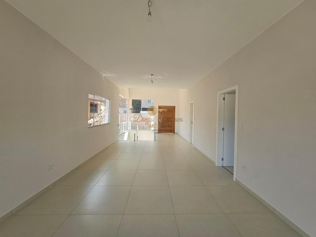 Casa à venda com 3 quartos, 380m² - Foto 6