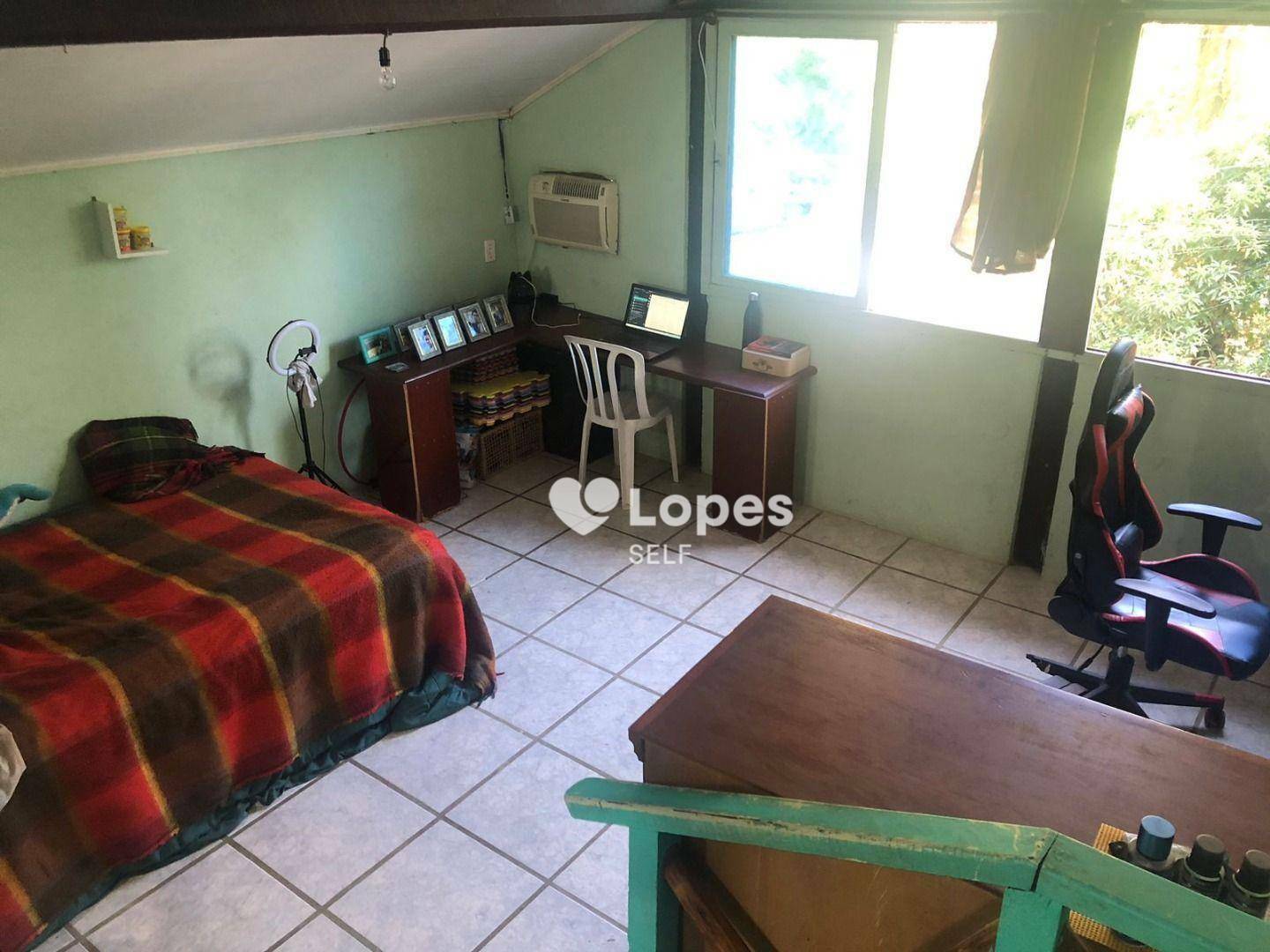 Casa à venda com 4 quartos, 191m² - Foto 4