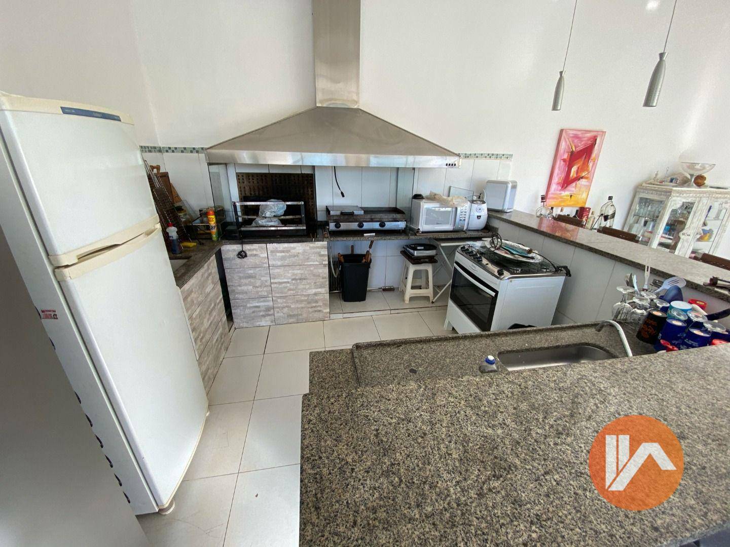 Casa à venda com 4 quartos, 600m² - Foto 7