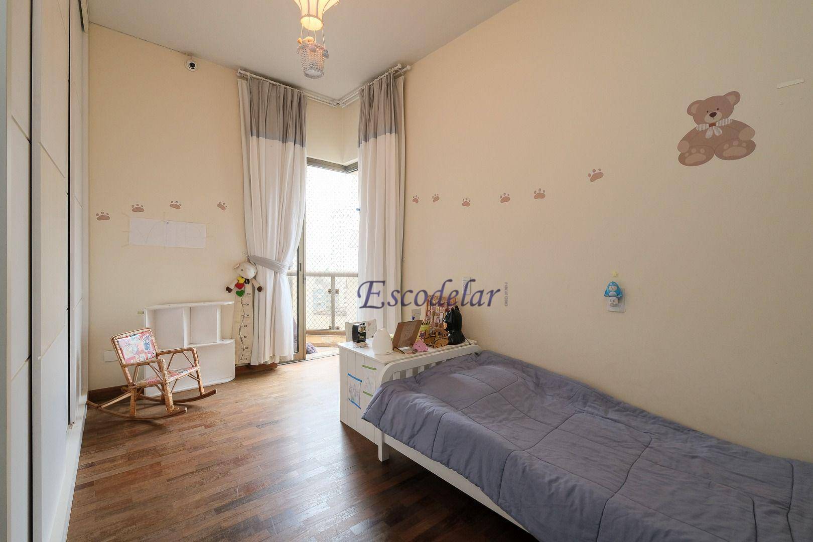 Apartamento à venda com 4 quartos, 270m² - Foto 18