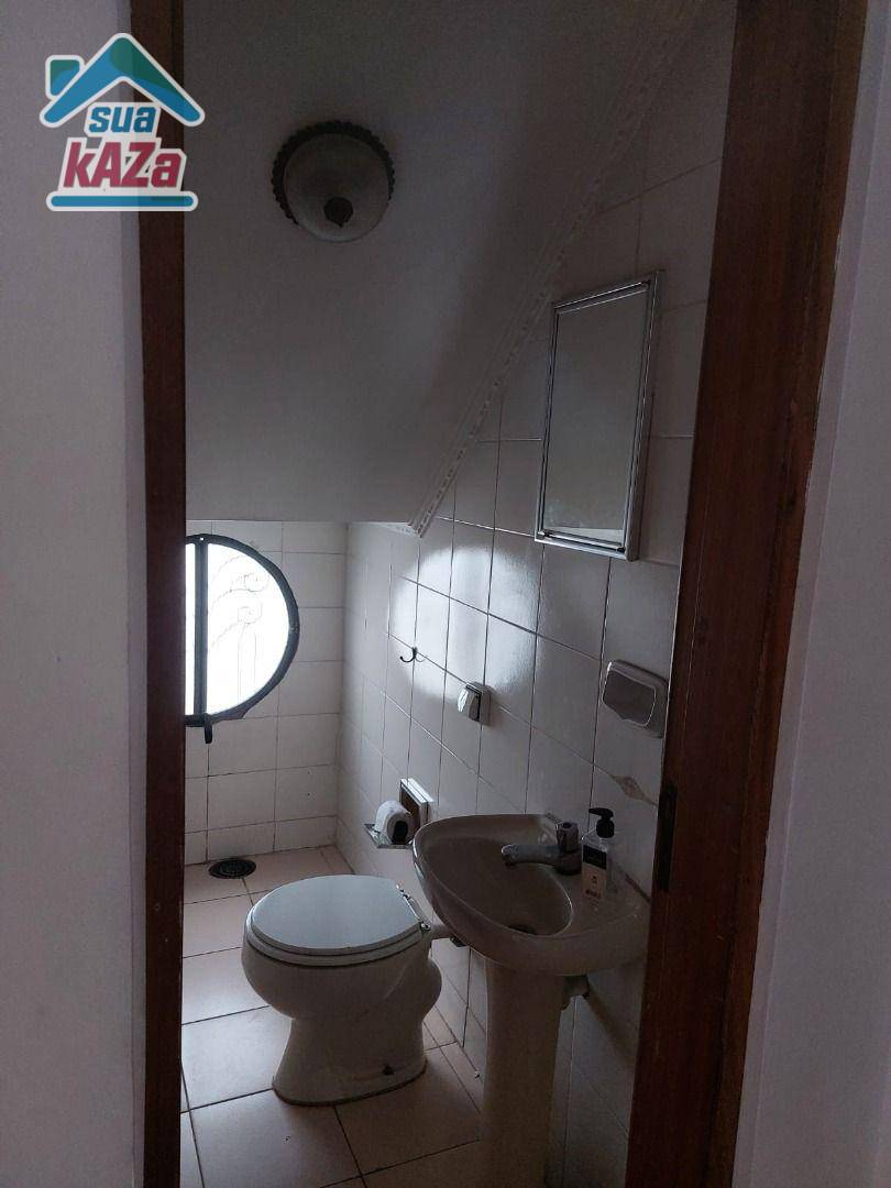 Sobrado à venda com 3 quartos, 180m² - Foto 3