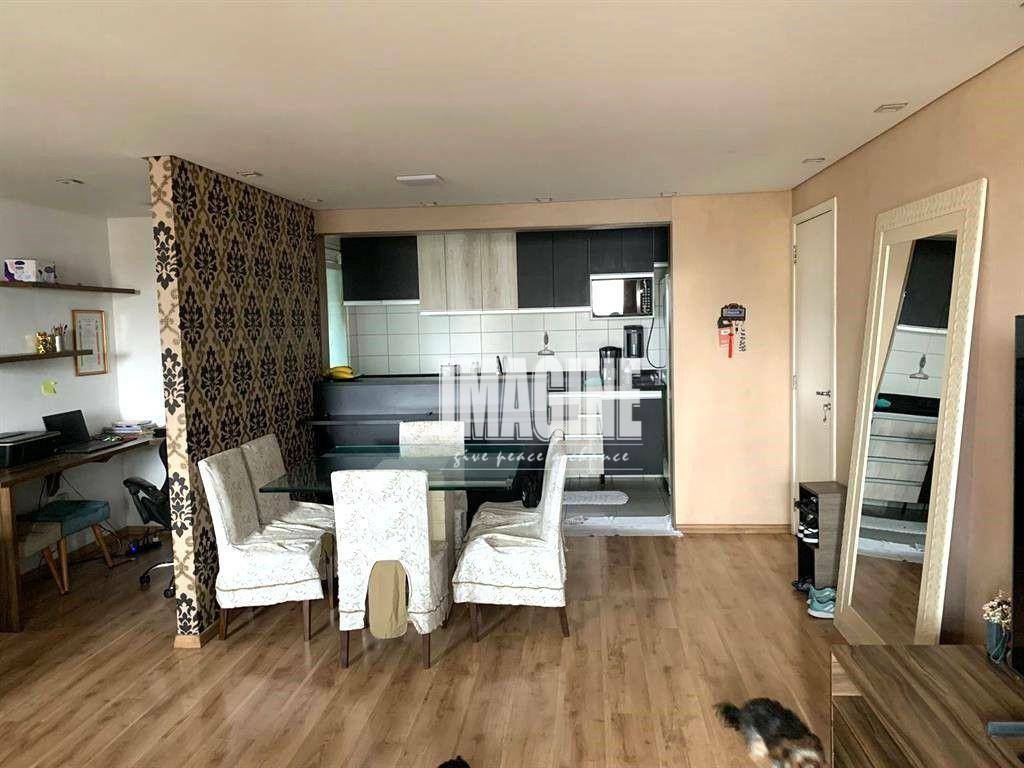 Apartamento à venda com 3 quartos, 100m² - Foto 4