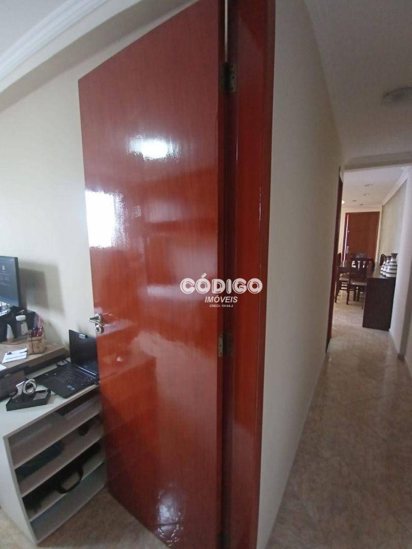 Apartamento à venda com 2 quartos, 74m² - Foto 9