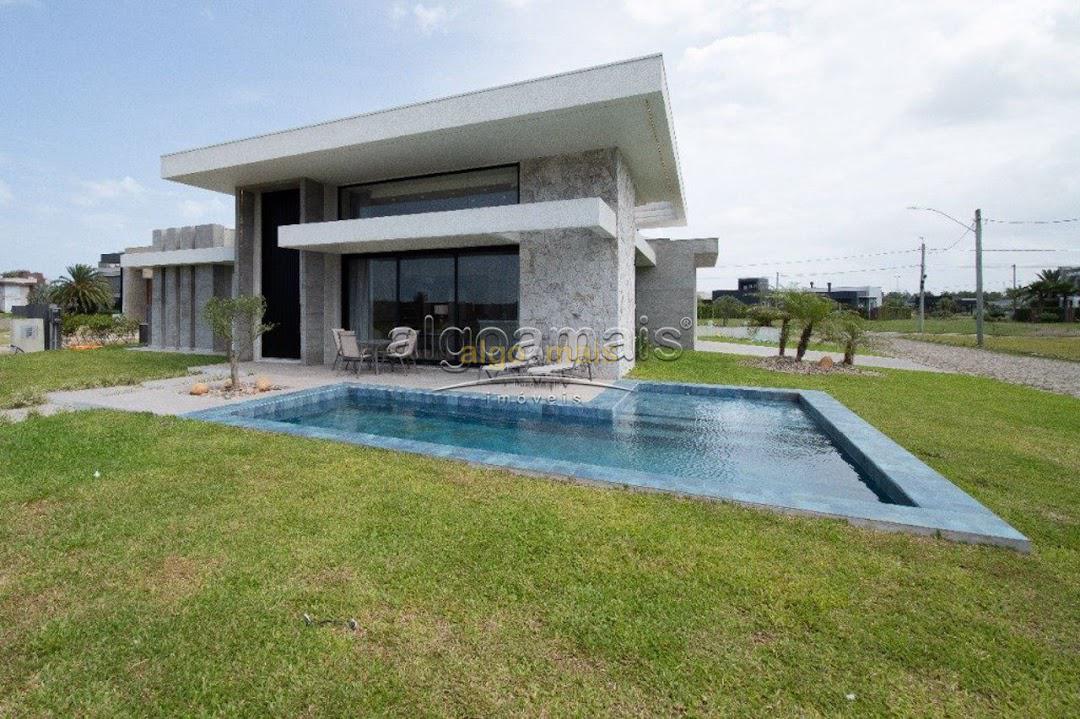 Casa de Condomínio à venda com 4 quartos, 282m² - Foto 2