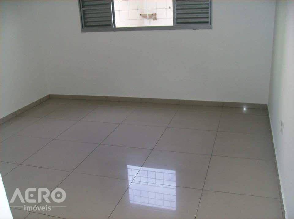 Casa à venda com 3 quartos, 150m² - Foto 9