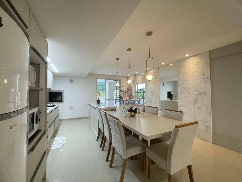 Apartamento à venda com 4 quartos, 256m² - Foto 17